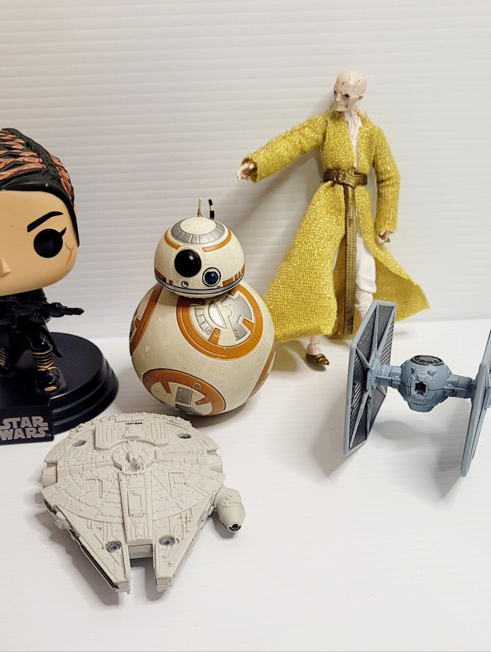 Star Wars BB-8 & Spaceship Toy Lot Untested